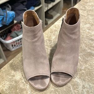 Open toe booties. Brand: FYRE